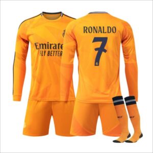 Custom Goalkeeper Kits Manufacturer | Ravine International